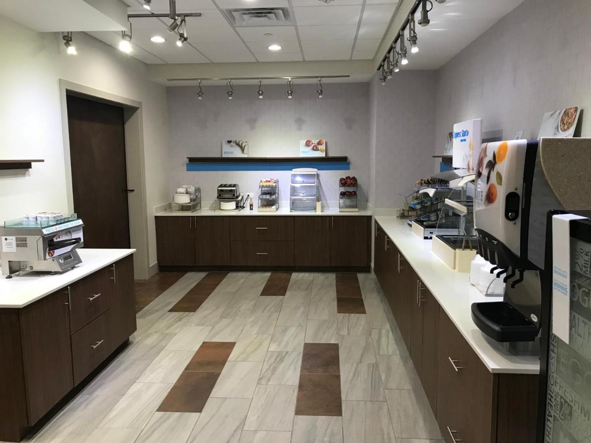 Holiday Inn Express & Suites Pineville-Alexandria Area Ngoại thất bức ảnh